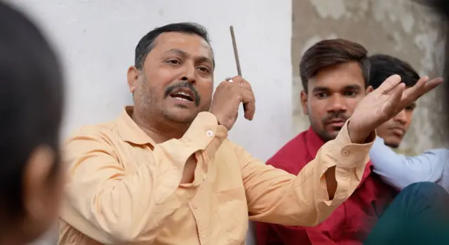 महेश चन्द्र देवा