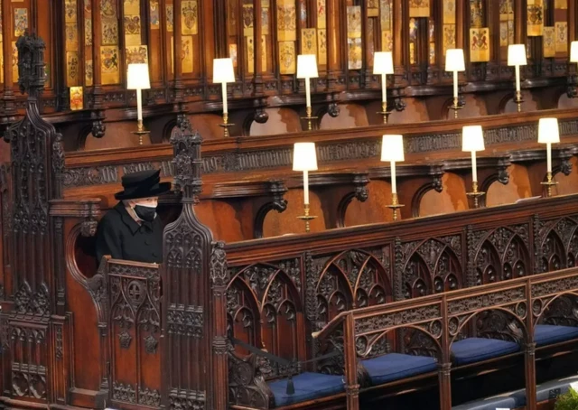 принц Филипп 99 жашында, 2021-жылдын 9-апрелинде каза болгон