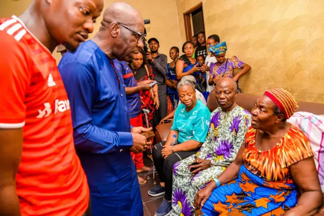 Govnor visit di affected families