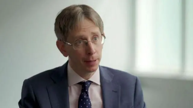 ஜேம்ஸ் பாபேஜ்.