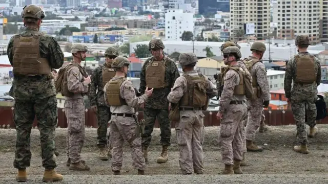 دورية من الجنود الأمريكيين على الحدود