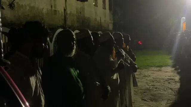 রাতে জানাজার ছবি