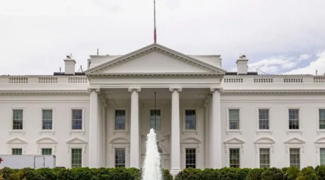 மோதியின் ரஷ்ய பயணம் - மேற்கு நாடுகளுக்கு சொல்லும் செய்தி என்ன?