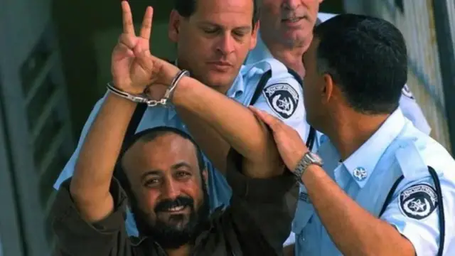 Marwan Barghouti waxa uu dhaqdhaqaaqiisa siyaasadeed ka bilaabay isaga oo shan iyo toban jir ah ururka Fatax oo uu hogaaminayey hogaamiyihii geeriyooday ee Falastiin Yaasir Carafaat. 