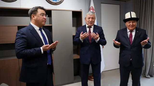 Жанарбек Акаев, Жеңишбек Токторбаев жана Адылбек Касымалиев