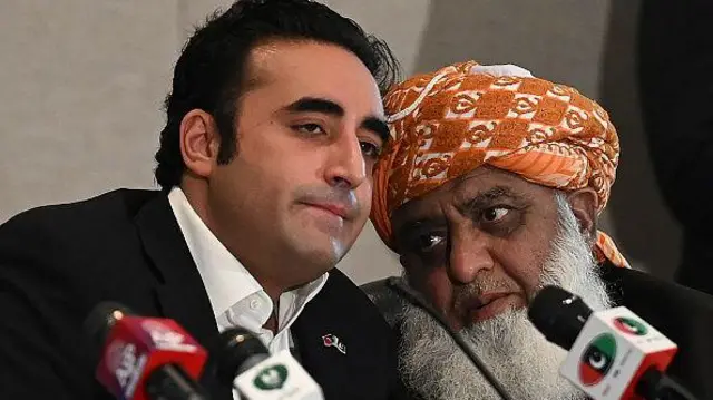 آئینی ترمیم، مولانا فضل الرحمان