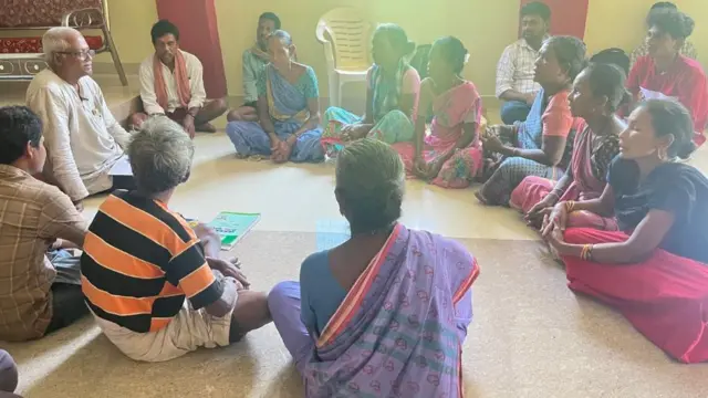 జీడిపిక్కలు, గిరిజన గ్రామాలు, భూముల పట్టాలు