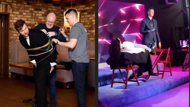 Чоловік показує фокуси з ланцюгами і левітацією