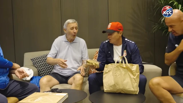 Svetislav Kari Pešić i Dragan Stojković, orasnice za karija, piksi doneo orasnice kariju