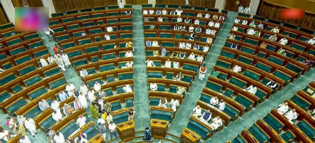 023ம் ஆண்டு சட்டம் நாடாளுமன்றத்தில் கிட்டத்தட்ட ஒருமனதாக நிறைவேற்றப்பட்டாலும், இடஒதுக்கீட்டை அமல்படுத்துவதற்கு பத்தாண்டுகளுக்கும் மேலாகலாம் என்று பலர் கவலை தெரிவித்தனர்.