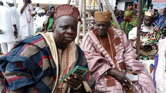 Àwọn tó wá kópa níbi ayẹyẹ ọdún Ọlọ́jọ́