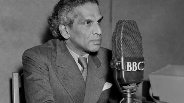 তৎকালীন প্রতিরক্ষা মন্ত্রী কৃষ্ণ মেনন