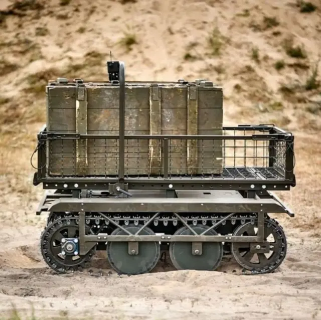 Наземний дрон