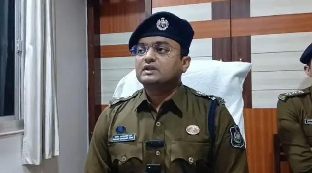 બીબીસી ગુજરાતી, ગુજરાત, બીબીસી, બનાસકાંઠા, પાડલિયા, આદિવાસી, પોલીસ પર હુમલો, વનવિભાગની ટીમ પર હુમલો,