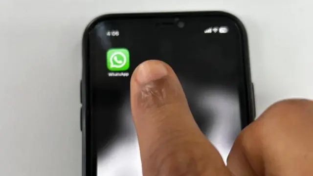 Aka na-apị Whatsapp n'ekwenti