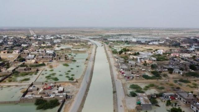 பாகிஸ்தானின் ‘குவாதர்’ துறைமுகம்