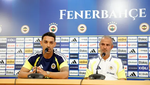İrfan Can Kahveci ve İsmail Kartal basın toplantısında konuşuyor