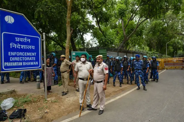 অ-বিজেপি দলের নেতা-মন্ত্রীদের টার্গেট করে ইডি, সিবিআইয়ের মতো কেন্দ্রীয় এজেন্সিকে ব্যবহার করছে বিজেপি সরকার, এমনই অভিযোগ বিরোধী দলগুলির