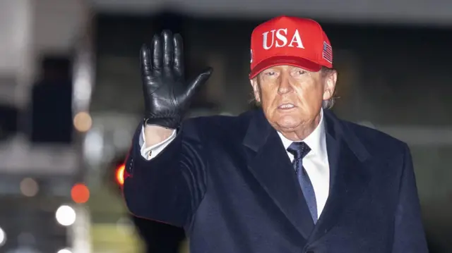 डोनाल्ड ट्रंप