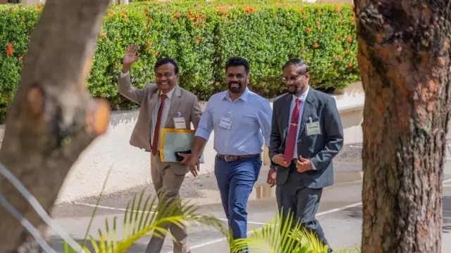 அநுர குமார திஸாநாயக்க