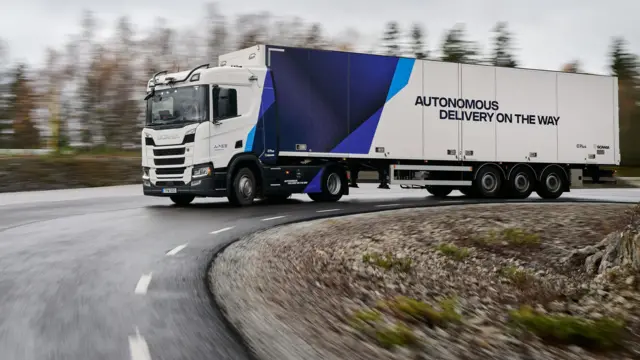 Scania là một trong số các nhà sản xuất xe tải đang thử nghiệm hệ thống tự lái.