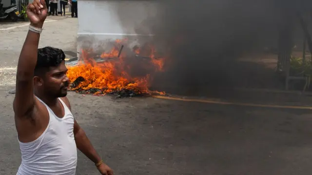 இலங்கை - போராட்டம்