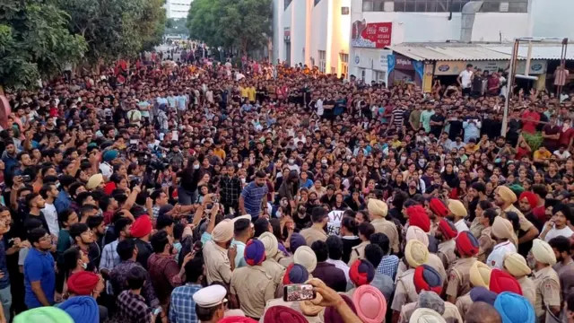 ਮੁਜ਼ਾਹਰਾ