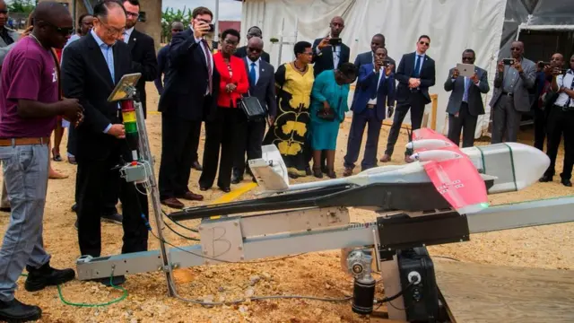 Un service similaire a été lancé au Rwanda pour approvisionner les structures de santé en médicaments.