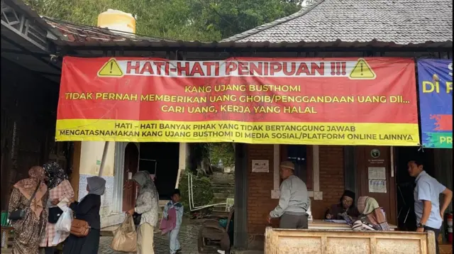 Padepokan Anti Galau, Cirebon.