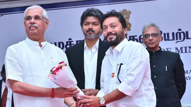 நடிகர்கள், கல்லூரி அதிபர், ரசிகர் மன்ற நிர்வாகி - 23 புதிய அமைச்சர்களின் பின்னணி