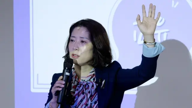 엄마 대상 강의 중인 손경이 대표