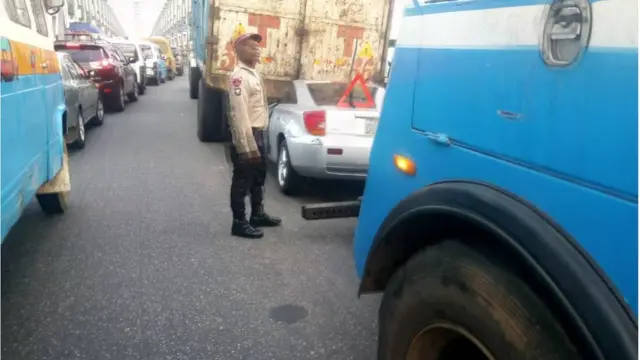 Ihe mberede mere n'elu akwammiri Naịja