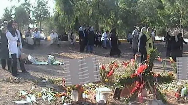 تجمع پیش از تخریب سال ۱۳۸۷