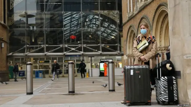 कोरोना के समय में सैनिक