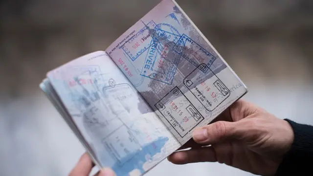 Akwụkwọ e ji eme njem