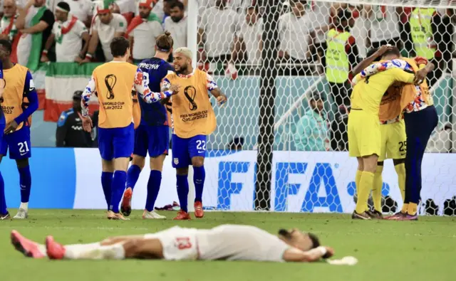 АКШ тайпасында эч кимге утулбай 1/8 финалга экинчи орундан чыкты