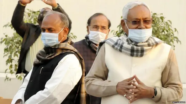 नीतीश कुमार के साथ आरसीपी सिंह