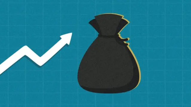 বাজেটে মূল্যস্ফীতি নিয়ন্ত্রণে যথেষ্ট পদক্ষেপ নেয়া হয়নি বলে অর্থনীতিবিদরা বলছেন