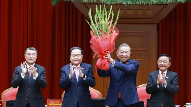 Một ngày sau khi tái cử ủy viên Trung ương Đảng, ông Tô Lâm được bầu tái cửtổng bí thư với sự "thống nhất tuyệt đối"