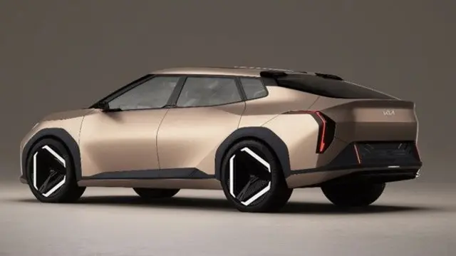 مدیر طراحی کیا می‌گوید EV4 نگاهی تازه به فرم ماشین‌های سدان است