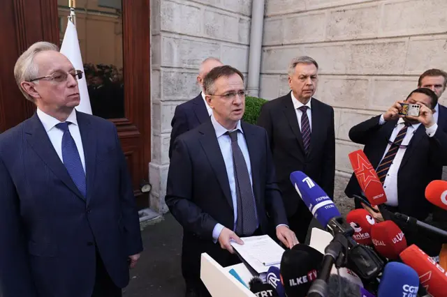 Голова російської делегації Мединський виступив у Стамбулі