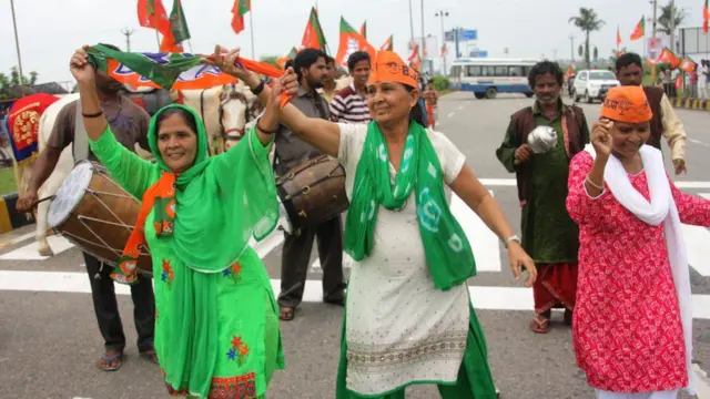 महिलाएं