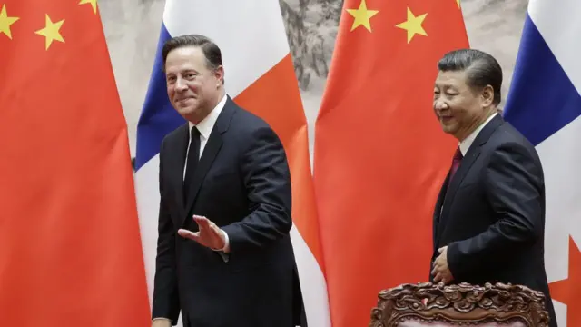 Juan Carlos Varela y Xi Jinping