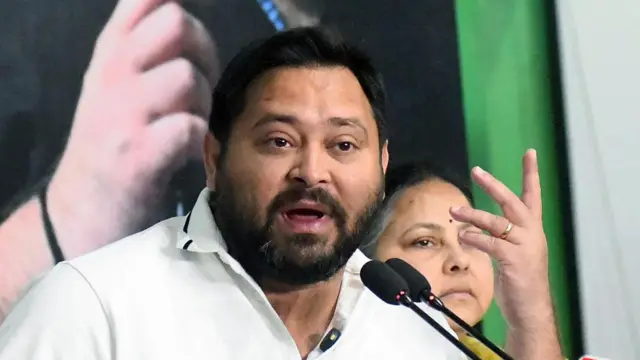 आरजेडी नेता तेजस्वी यादव महागठबंधन के मुख्यमंत्री पद के दावेदार हैं (फ़ाइल फ़ोटो)