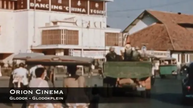 Bioskop Orion di kawasan Glodok seperti dalam video Jakarta 1941 yang diedit oleh Sven Verbeek.