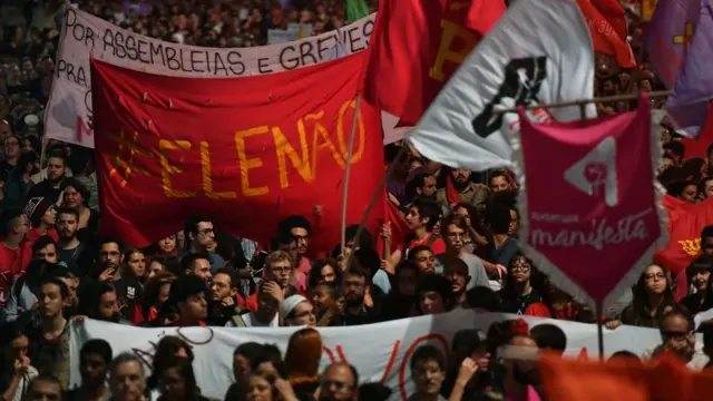 Manifestação contrária a Bolsonarojogar aviator betanoSP