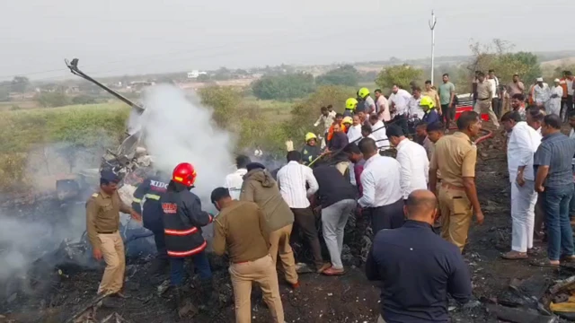 अजित पवार यांचा विमान अपघातात मृत्यू, शरद पवार बारामतीकडे रवाना