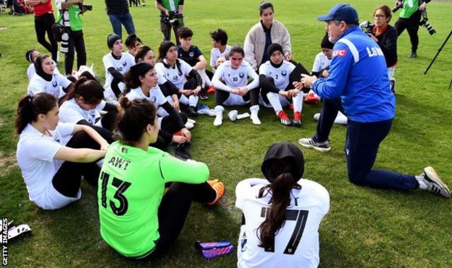 تیم ملی زنان افغانستان در یک بازی غیر رسمی در استرالیا