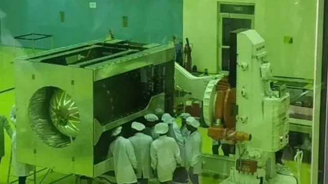 லேண்டர் தயாரிப்பு