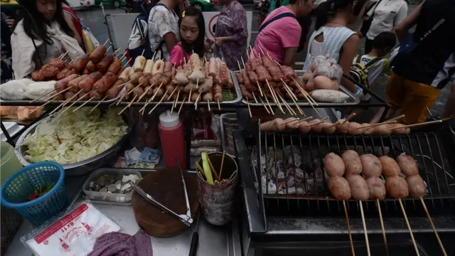 อาหารริมทางในกรุงเทพฯ